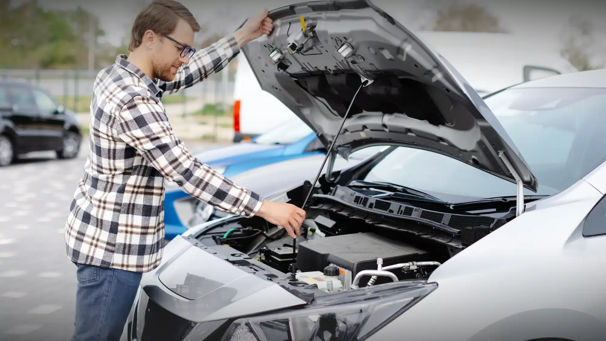 Warning signs that your vehicle may need professional repair.